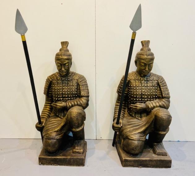 85cm Kneeling Warrior